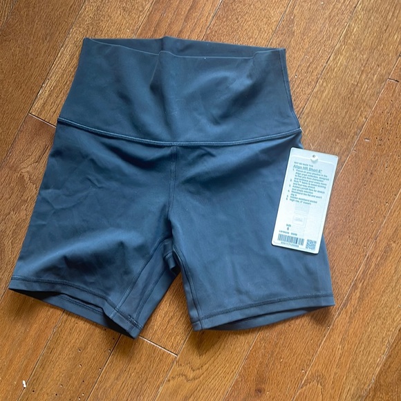 lululemon athletica Pants - NWT! Lululemon graphite grey align short 6"